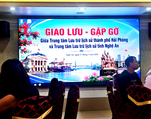 Trung tâm Lưu trữ lịch sử thành phố Hải Phòng giao lưu, trao đổi kinh nghiệm với Trung tâm Lưu trữ lịch sử tỉnh Nghệ An